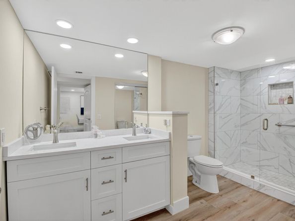 17 Southport Lane E, Boynton Beach FL 33436