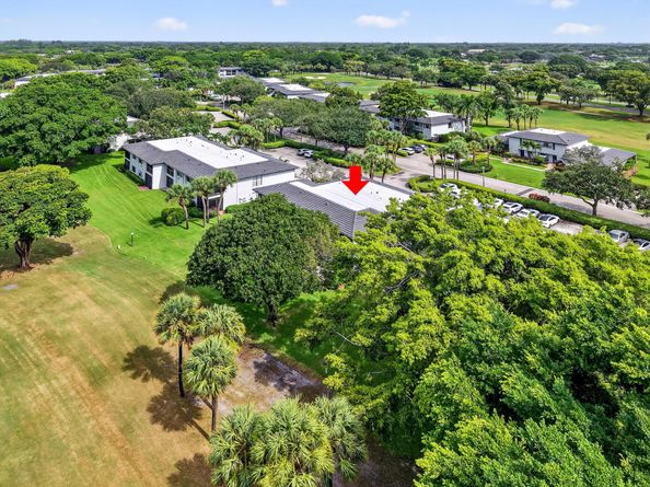 17 Southport Lane E, Boynton Beach FL 33436