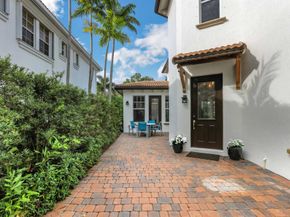 849 Madison Court, Palm Beach Gardens FL 33410