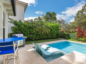 849 Madison Court, Palm Beach Gardens FL 33410