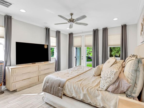 849 Madison Court, Palm Beach Gardens FL 33410