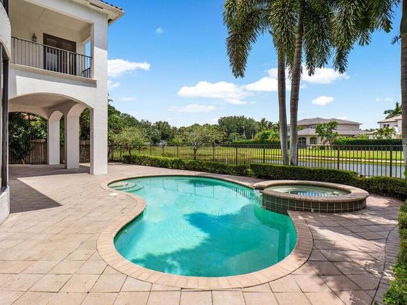 17662 Circle Pond Court, Boca Raton FL 33496