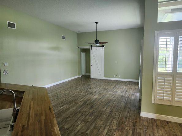 486 Cypress Green Cir, Wellington FL 33414