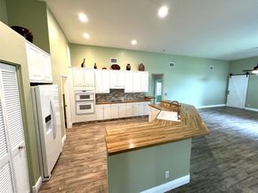 486 Cypress Green Cir, Wellington FL 33414