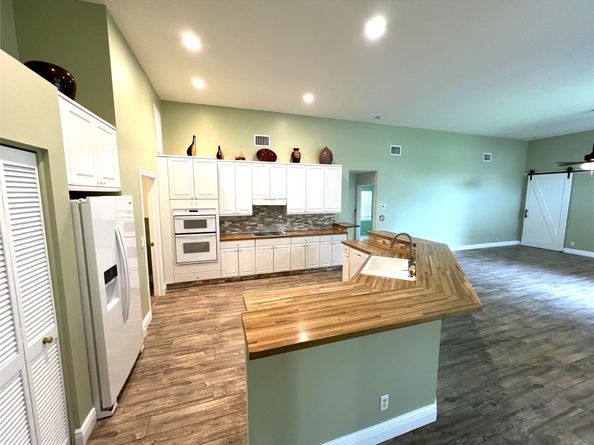 486 Cypress Green Cir, Wellington FL 33414