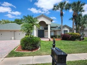 486 Cypress Green Cir, Wellington FL 33414