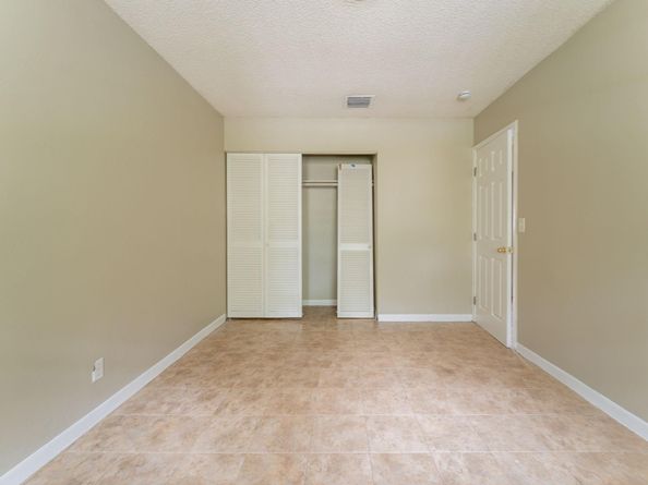 2700 N 34th Ave 1, Hollywood FL 33021