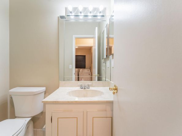 2700 N 34th Ave 1, Hollywood FL 33021