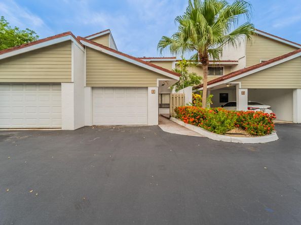 2700 N 34th Ave 1, Hollywood FL 33021