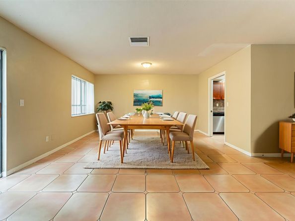 2700 N 34th Ave 1, Hollywood FL 33021