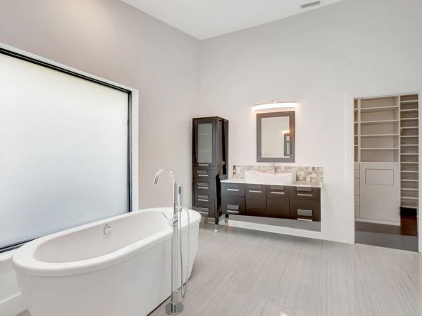 355 Woodlake Lane, Deerfield Beach FL 33442