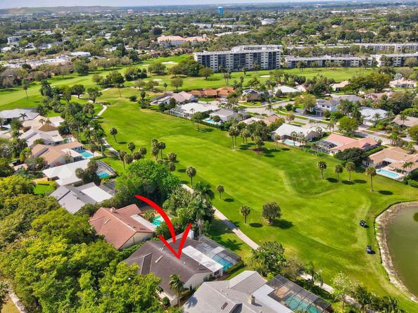 355 Woodlake Lane, Deerfield Beach FL 33442