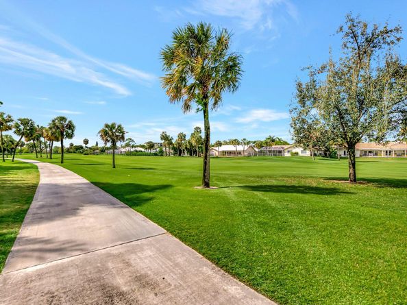355 Woodlake Lane, Deerfield Beach FL 33442