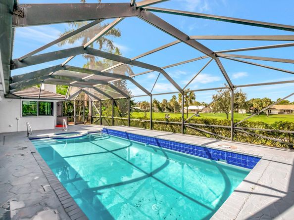 355 Woodlake Lane, Deerfield Beach FL 33442
