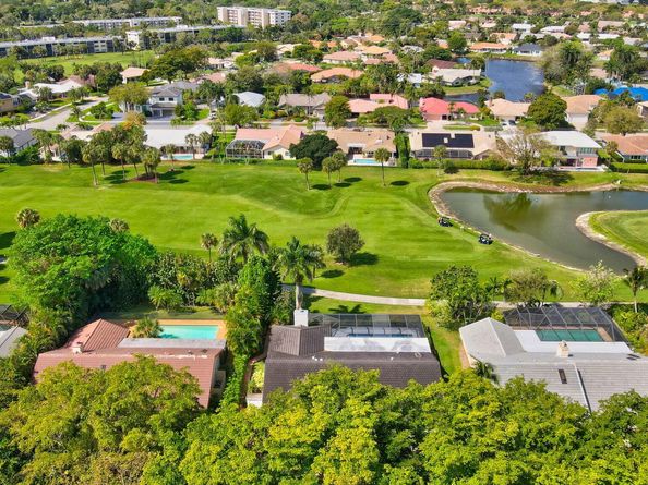 355 Woodlake Lane, Deerfield Beach FL 33442