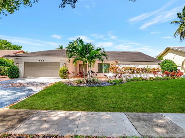 355 Woodlake Lane, Deerfield Beach FL 33442