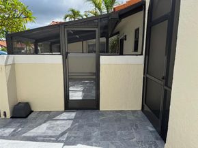 18 Capitol Ct, Deerfield Beach FL 33442