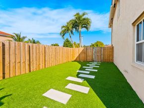 6604 Schooner Ter, Margate FL 33063