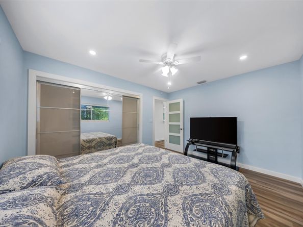 3433 NE 13th Ave, Oakland Park FL 33334
