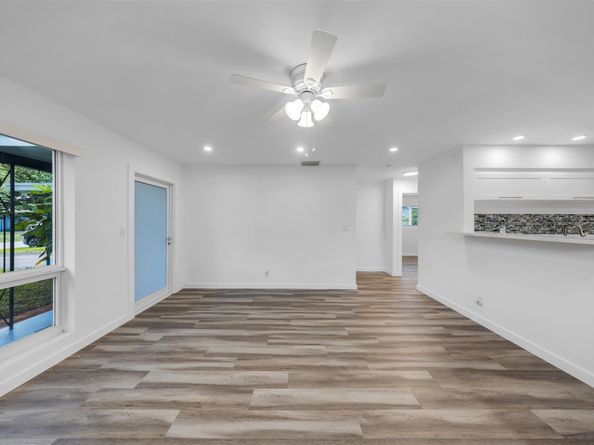 3433 NE 13th Ave, Oakland Park FL 33334