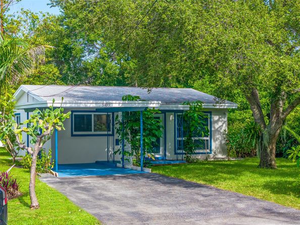 3433 NE 13th Ave, Oakland Park FL 33334