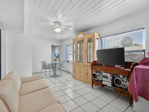 1181 W 32nd Street, Riviera Beach FL 33404