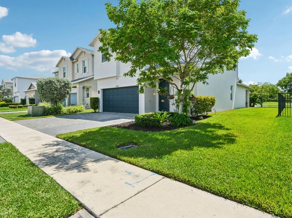 1910 Harding St, Lake Worth Beach FL 33460