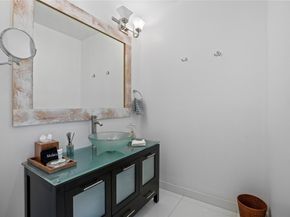 347 Oak St B1, Hollywood FL 33019