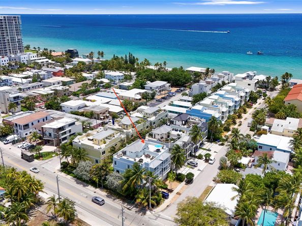 347 Oak St B1, Hollywood FL 33019