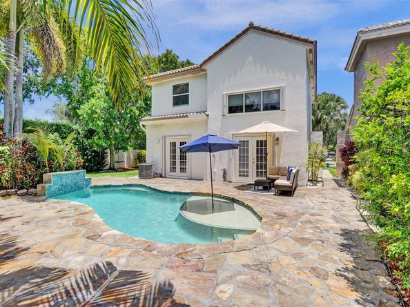 11590 S Open Ct, Cooper City FL 33026