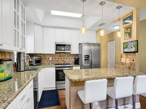 11590 S Open Ct, Cooper City FL 33026