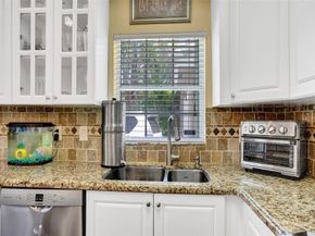 11590 S Open Ct, Cooper City FL 33026