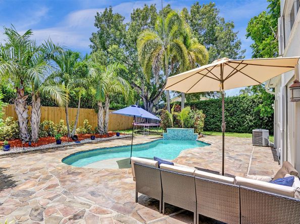 11590 S Open Ct, Cooper City FL 33026