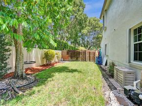11590 S Open Ct, Cooper City FL 33026