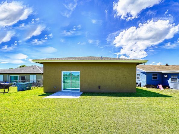 315 NE 13th Avenue, Boynton Beach FL 33435