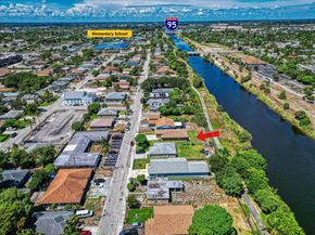 315 NE 13th Avenue, Boynton Beach FL 33435