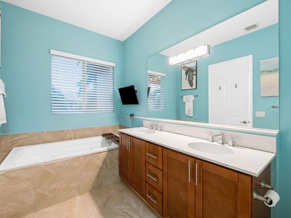 919 NE 17th Way, Fort Lauderdale FL 33304