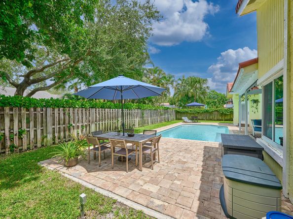 4155 NW 25th Way NW, Boca Raton FL 33434