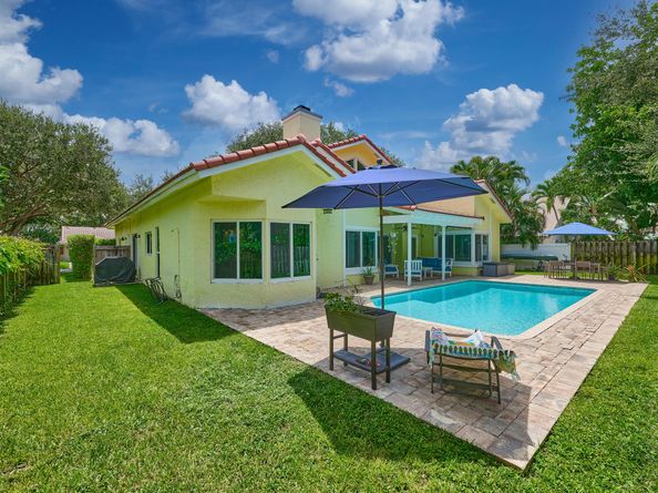 4155 NW 25th Way NW, Boca Raton FL 33434