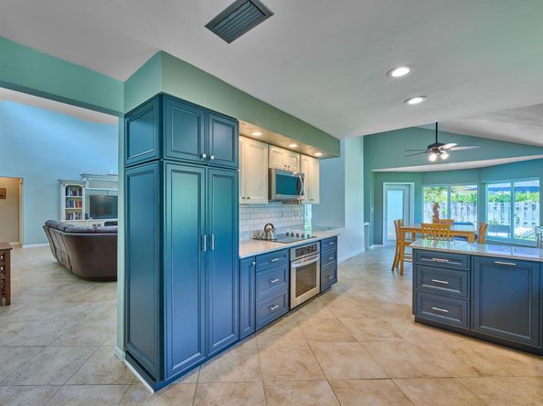 4155 NW 25th Way NW, Boca Raton FL 33434