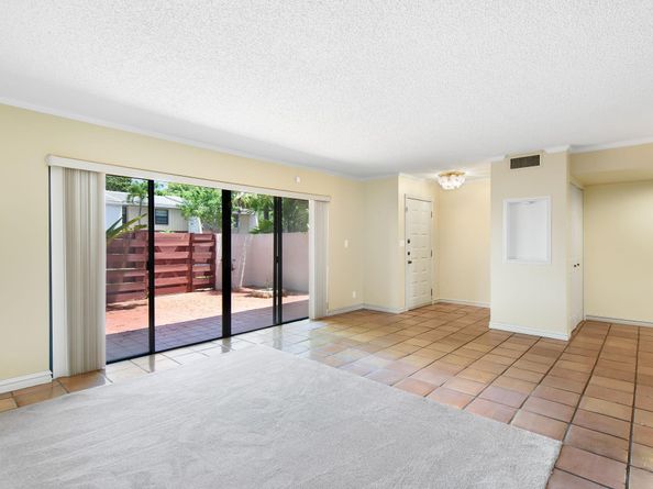 3012 Willow Ln 263, Hollywood FL 33021