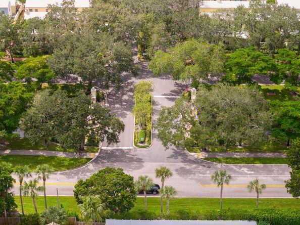 5906 Michaux Street, Boca Raton FL 33433