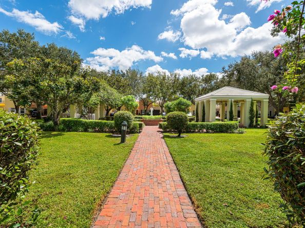 5906 Michaux Street, Boca Raton FL 33433
