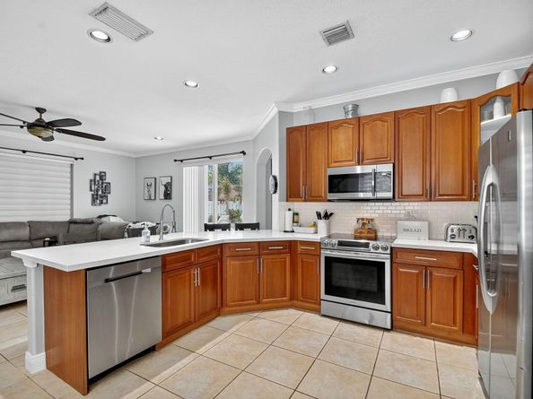 6394 Sand Hills Circle, Lake Worth FL 33463