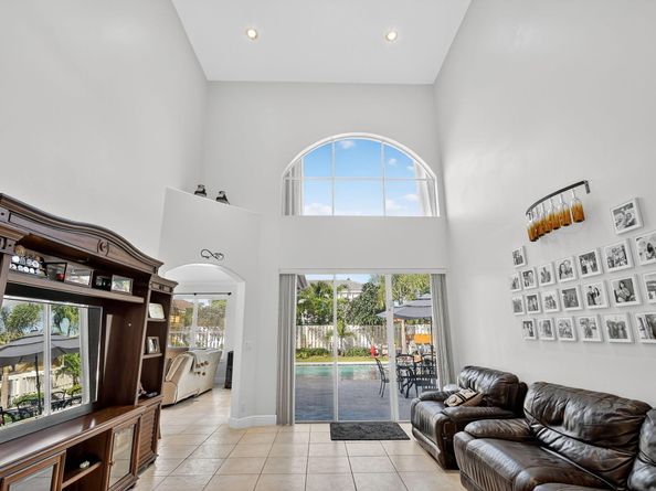 6394 Sand Hills Circle, Lake Worth FL 33463