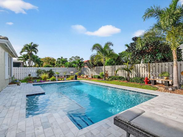 6394 Sand Hills Circle, Lake Worth FL 33463