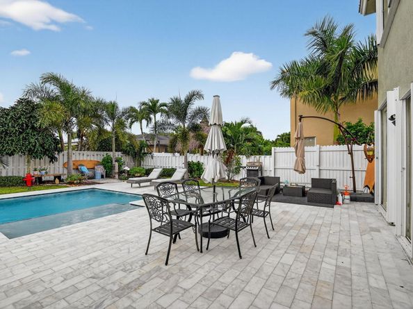 6394 Sand Hills Circle, Lake Worth FL 33463