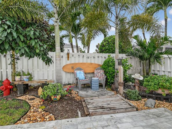 6394 Sand Hills Circle, Lake Worth FL 33463