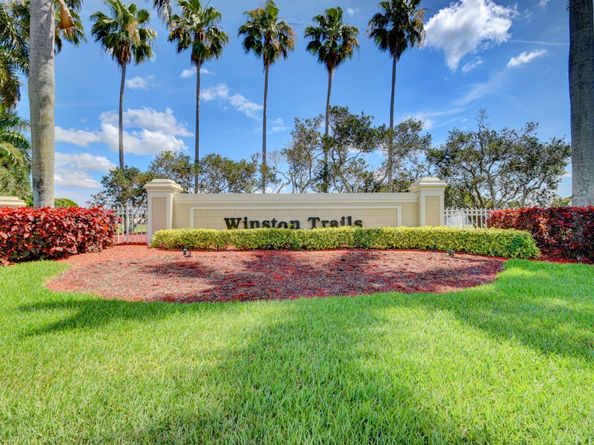 6394 Sand Hills Circle, Lake Worth FL 33463