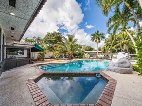 2625 Nassau Ln, Fort Lauderdale FL 33312